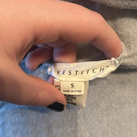 Gray Lovestitch Cardigan - Picture 4 of 5